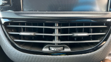 Peugeot 208 1.2 PureTech 82 Active 5dr Petrol Hatchback